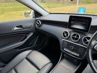 USED 2016 16 MERCEDES-BENZ A-CLASS 1.5 A180d SE Hatchback 5dr Diesel 7G-DCT Euro 6 (s/s) (109 ps) ONLY 48K MILES-AUTO-PARK SENSORS