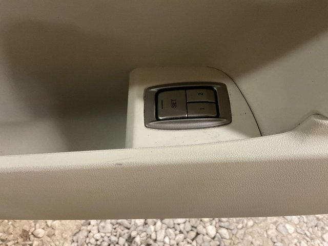 2010 JAGUAR XF (2010) - Photo 12