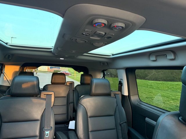 2021 Vauxhall Vivaro Life - Photo 11