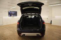 USED 2018 18 JAGUAR F-PACE 3.0 D300 V6 S SUV 5dr Diesel Auto AWD Euro 6 (s/s) (300 ps) LAST SERVICE UNDER 1,000 MILES AGO, FULL LENGTH PANORAMIC SUNROOF, HEATED SEATS