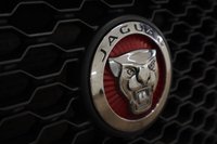 USED 2018 18 JAGUAR F-PACE 3.0 D300 V6 S SUV 5dr Diesel Auto AWD Euro 6 (s/s) (300 ps) LAST SERVICE UNDER 1,000 MILES AGO, FULL LENGTH PANORAMIC SUNROOF, HEATED SEATS