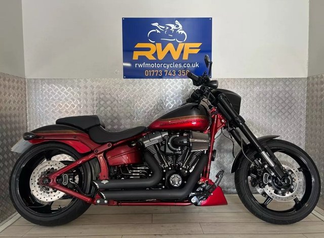 View our Harley-Davidson Cvo 1801 Pro Street Breakout Custom Cruiser www.sellingyourbike.co.uk