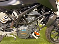 USED 2016 16 KTM 125 DUKE 125 Naked Petrol Manual (15 ps) A Great Learner Legal Example.