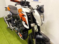 USED 2016 16 KTM 125 DUKE 125 Naked Petrol Manual (15 ps) A Great Learner Legal Example.