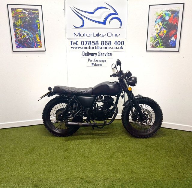 2018 18 Mutt Mongrel 125 Fat Sabbath 125 Roadster/Retro Learner Legal 125 Stealth Matt Black
