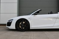 USED 2015 15 AUDI R8 5.2 FSI V10 Spyder 2dr Petrol S Tronic quattro Euro 5 (525 ps) **NOW SOLD**