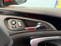 USED 2016 66 VAUXHALL INSIGNIA 1.6 CDTi SRi VX Line Hatchback 5dr Diesel Manual Euro 6 (s/s) (136 ps) DAB BLUETOOTH Cheap ROADTAX