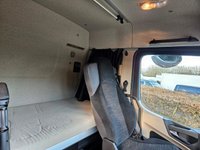 USED 2018 18 MERCEDES-BENZ ACTROS 1824L SLEEPER CAB 18T BOX TRUCK WITH SLEEPER CAB - AUTO - LOW MILES