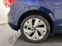 USED 2020 70 VOLKSWAGEN GOLF 2.0 TDI Style Hatchback 5dr Diesel DSG Euro 6 (s/s) (150 ps) Euro 6, 2 keys, FSH, 2 owner, NAV