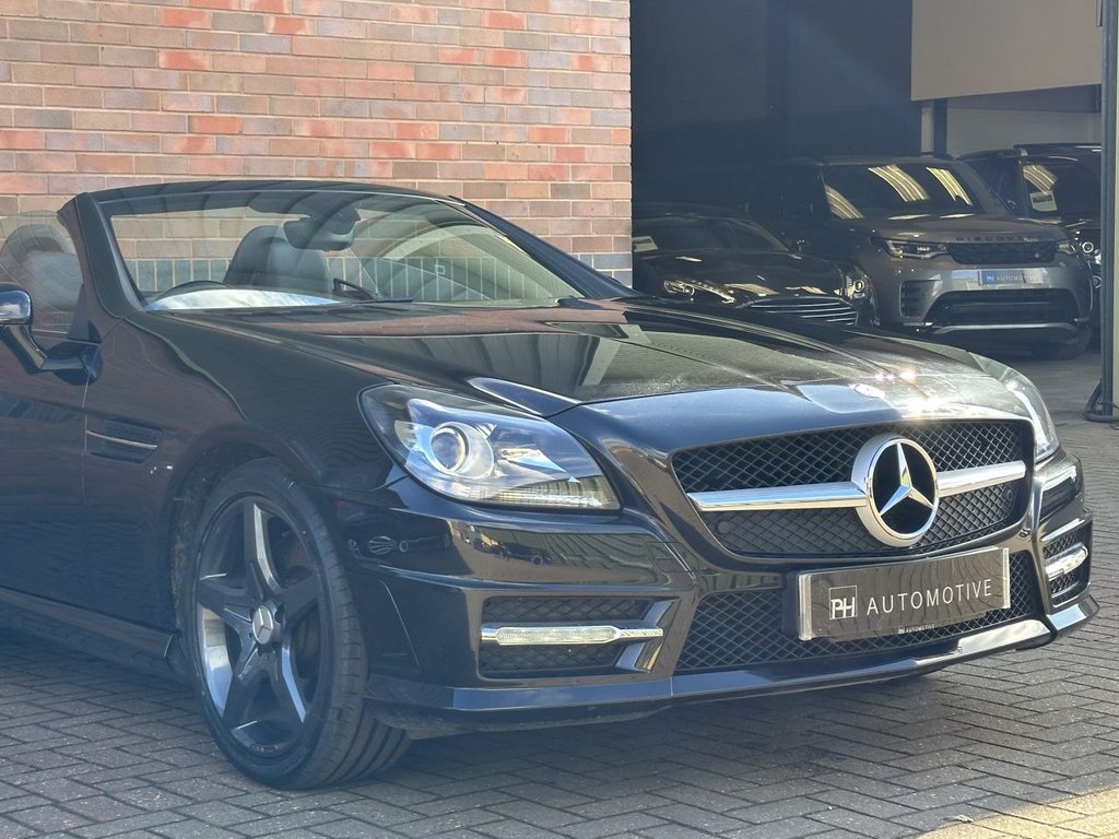 USED 2014 64 MERCEDES-BENZ SLK 1.8 SLK200 AMG Sport Convertible 2dr Petrol G-Tronic+ Euro 5 (s/s) (184 ps) AIRSCARF|HTD SEAT|1 YEAR WARRANTY