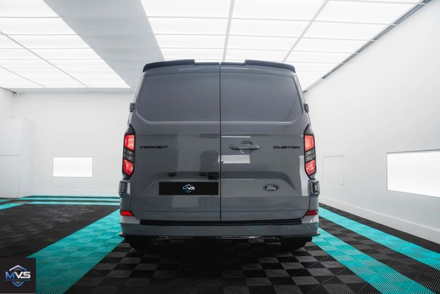 2024 Ford Transit Custom - Photo 11