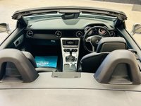 USED 2013 13 MERCEDES-BENZ SLK 1.8 SLK200 BlueEfficiency AMG Sport Convertible 2dr Petrol G-Tronic+ Euro 5 (s/s) (184 ps) HTD STS PANO AIR SCARF SAT NAV