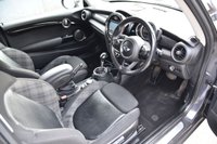 USED 2015 15 MINI HATCH 2.0 Cooper SD Hatchback 3dr Diesel Auto 6Spd Euro 6 (s/s) (170 ps) Automatic | ULEZ Free | Full Service History | Media Pack XL | DAB Digital Radio | Air Conditioning | Auto Climate Control | Automatic Lights | Automatic Wipers | Media Connectivity | Bluetooth with USB Audio | Aux In | Front Centre Armrest | Cruise Control | DAB | Dual Zone Climate | MINI Driving Modes | Interior Light Pack | MINI Excitement Pack | Storage Compartment Pack | Diamond Cloth-Leather | Rain Sensor and Automatic Headlight Activation | MOT Valid (30/01/20