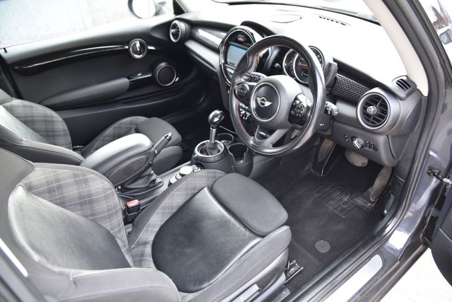 2015 MINI HATCH - Photo 2