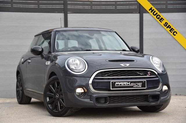 2015 MINI HATCH