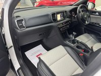 USED 2017 17 KIA SPORTAGE 2.0 CRDi GT-Line SUV 5dr Diesel Manual AWD Euro 6 (134 bhp) Apple CarPlay, Reversing Camera, Satellite Navigation