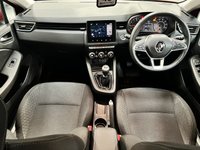 USED 2022 71 RENAULT CLIO 1.0 TCe Iconic Hatchback 5dr Petrol Manual Euro 6 (s/s) (90 ps) 