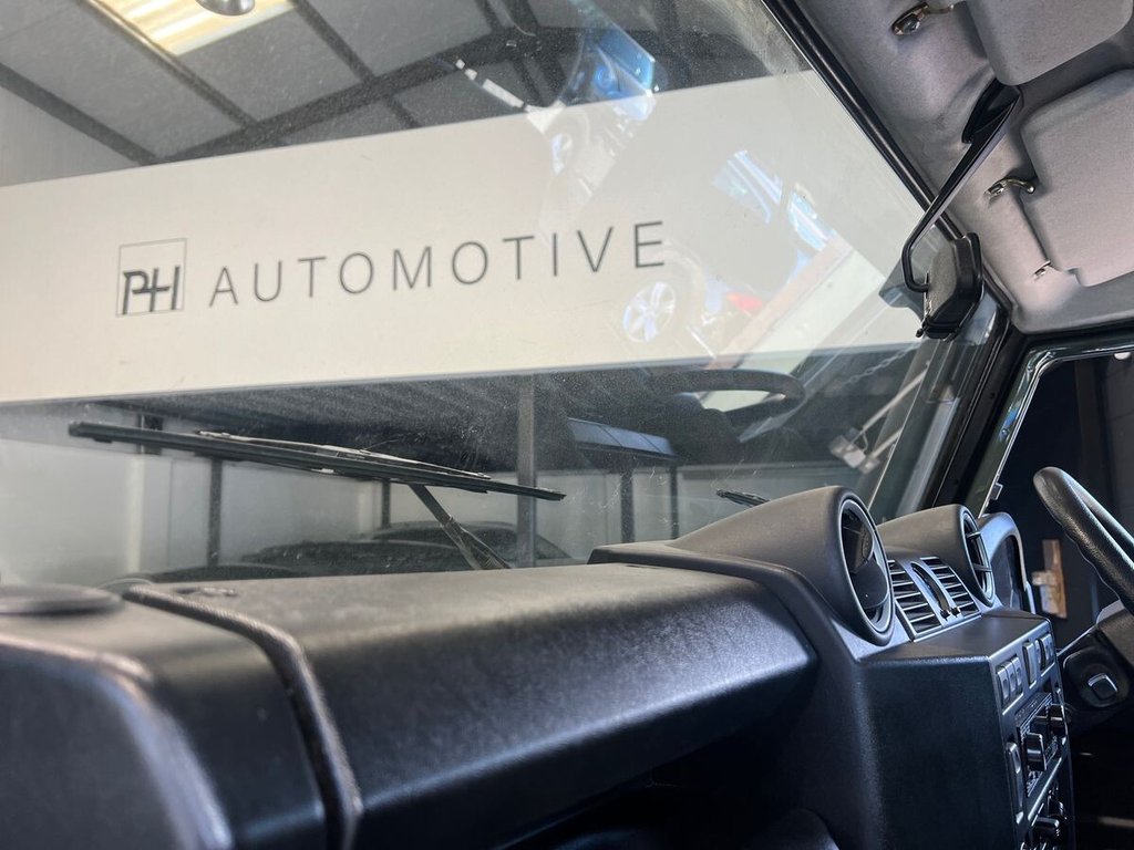 USED 2012 12 LAND ROVER DEFENDER 2.2 TDCi Utility Wagon Double Cab 5dr Diesel Manual 4WD MWB Euro 5 (122 ps) 1 OWNER|OUTSTANDING LOW MILES