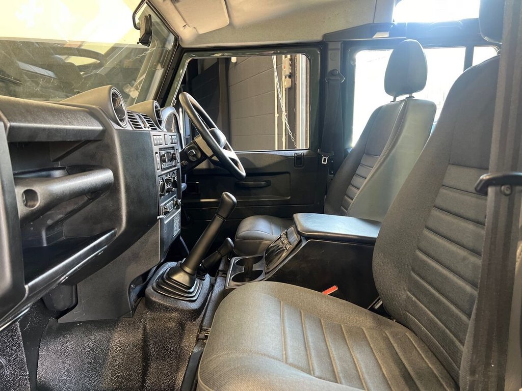 USED 2012 12 LAND ROVER DEFENDER 2.2 TDCi Utility Wagon Double Cab 5dr Diesel Manual 4WD MWB Euro 5 (122 ps) 1 OWNER|OUTSTANDING LOW MILES