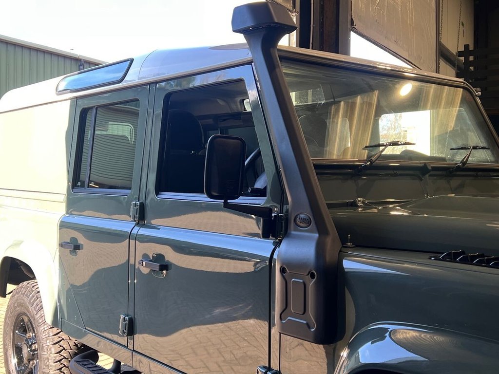 USED 2012 12 LAND ROVER DEFENDER 2.2 TDCi Utility Wagon Double Cab 5dr Diesel Manual 4WD MWB Euro 5 (122 ps) 1 OWNER|OUTSTANDING LOW MILES