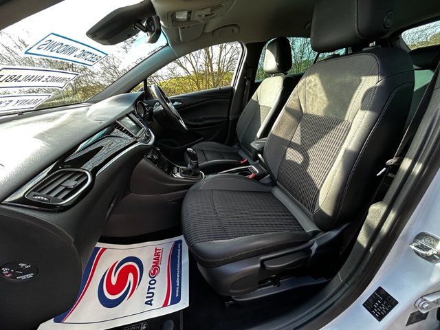 2021 VAUXHALL ASTRA - Photo 12