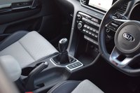 USED 2020 70 KIA SPORTAGE 1.6 T-GDi GT-Line SUV 5dr Petrol Manual Euro 6 (s/s) (174 bhp) LEATHER / NAV / LOW MILES