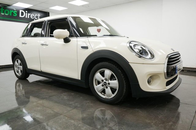 2019 MINI HATCH 1.5 Cooper Classic Steptronic Euro 6 (s/s) 5dr - Photo 4