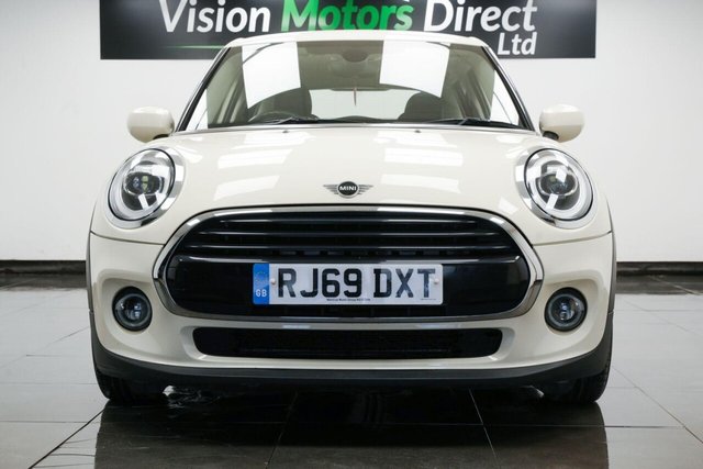 2019 MINI HATCH 1.5 Cooper Classic Steptronic Euro 6 (s/s) 5dr - Photo 3