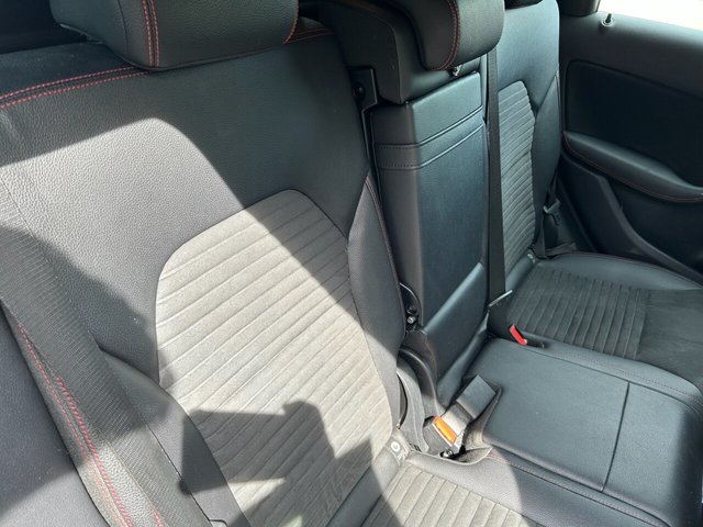 2016 Mercedes-Benz B-Class 1.5L Amg Line 5dr - Photo 11