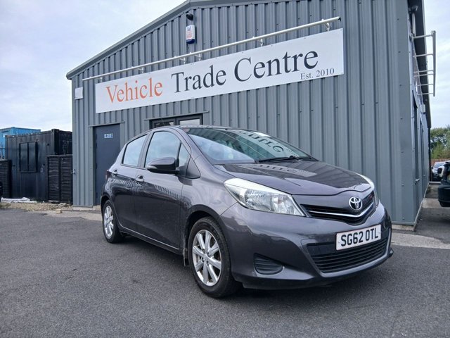 2012 Toyota YARIS