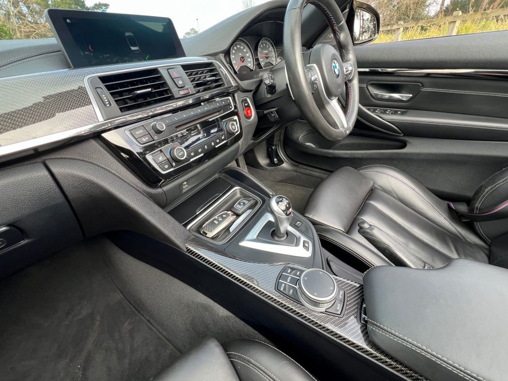 USED 2019 69 BMW M4 Competition 3.0 BiTurbo GPF // Convertible 2dr // Petrol DCT Euro 6 (s/s) (450 ps) 