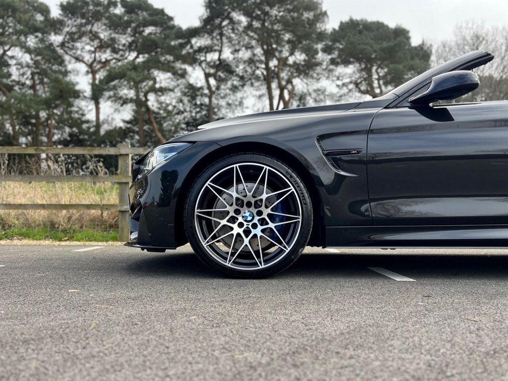 USED 2019 69 BMW M4 Competition 3.0 BiTurbo GPF // Convertible 2dr // Petrol DCT Euro 6 (s/s) (450 ps) 