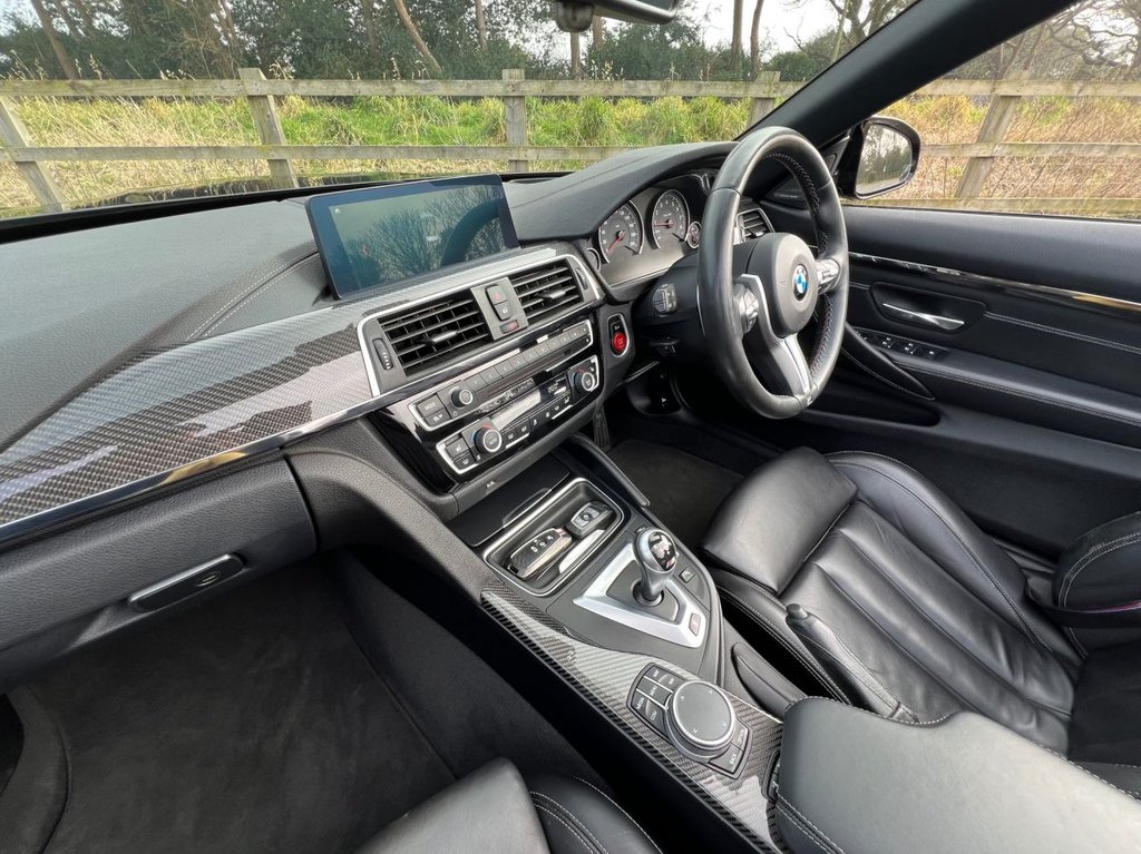 USED 2019 69 BMW M4 Competition 3.0 BiTurbo GPF // Convertible 2dr // Petrol DCT Euro 6 (s/s) (450 ps) 