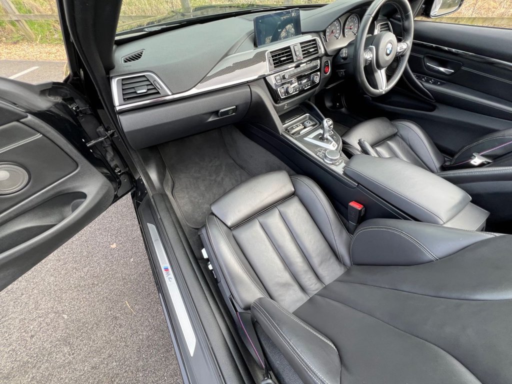 USED 2019 69 BMW M4 Competition 3.0 BiTurbo GPF // Convertible 2dr // Petrol DCT Euro 6 (s/s) (450 ps) 