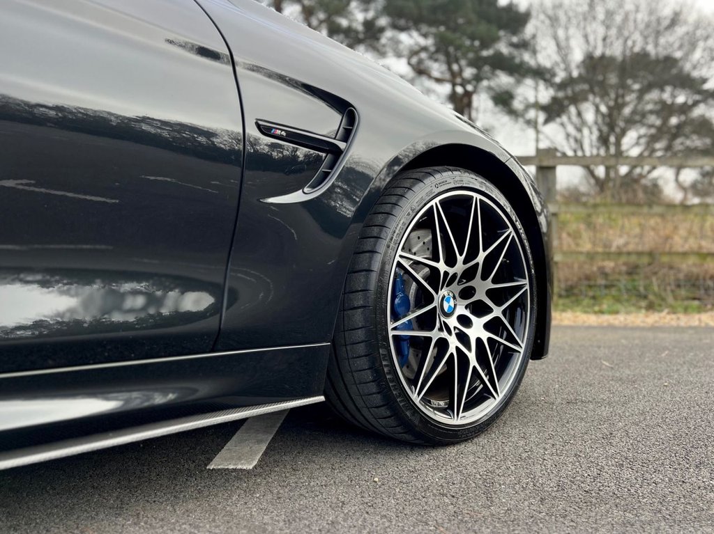 USED 2019 69 BMW M4 Competition 3.0 BiTurbo GPF // Convertible 2dr // Petrol DCT Euro 6 (s/s) (450 ps) 