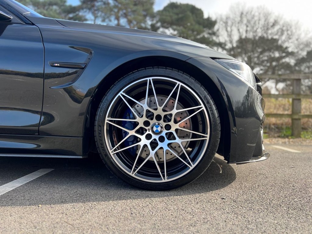 USED 2019 69 BMW M4 Competition 3.0 BiTurbo GPF // Convertible 2dr // Petrol DCT Euro 6 (s/s) (450 ps) 