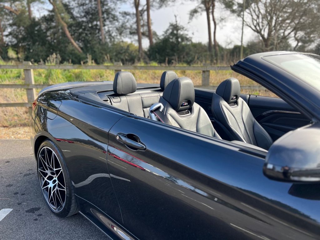USED 2019 69 BMW M4 Competition 3.0 BiTurbo GPF // Convertible 2dr // Petrol DCT Euro 6 (s/s) (450 ps) 