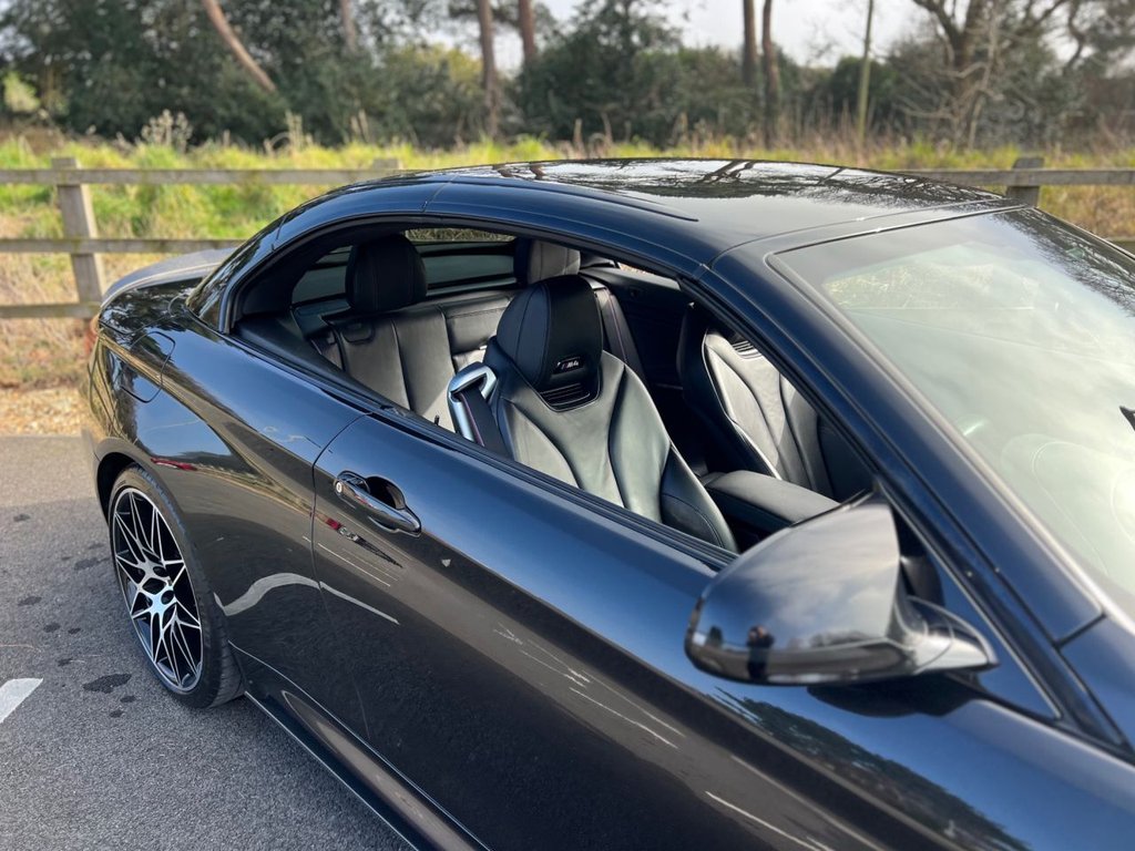 USED 2019 69 BMW M4 Competition 3.0 BiTurbo GPF // Convertible 2dr // Petrol DCT Euro 6 (s/s) (450 ps) 