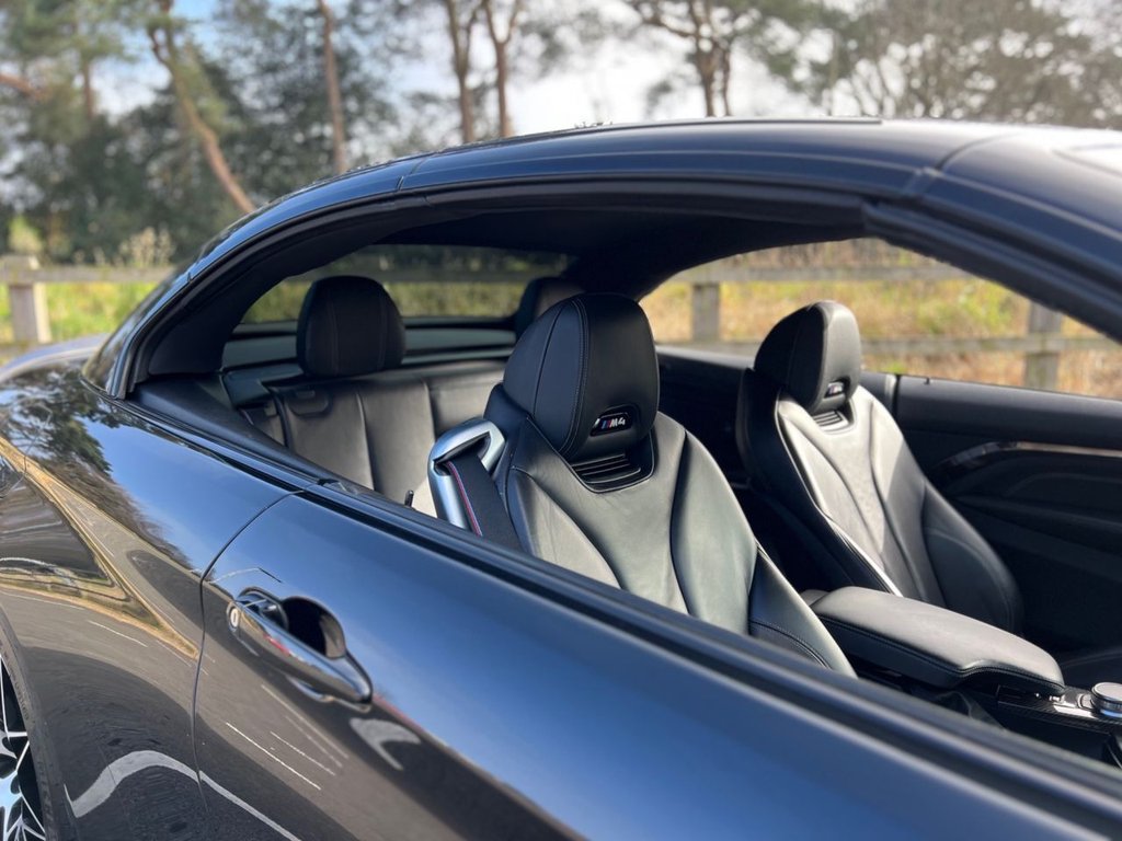 USED 2019 69 BMW M4 Competition 3.0 BiTurbo GPF // Convertible 2dr // Petrol DCT Euro 6 (s/s) (450 ps) 
