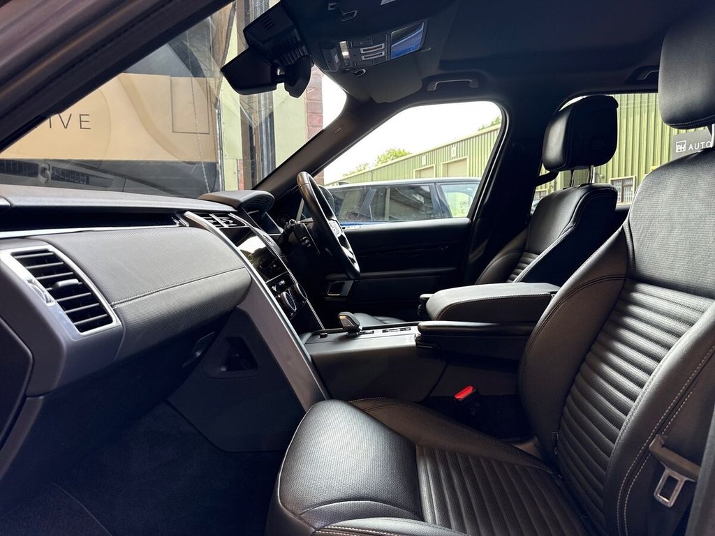 USED 2021 21 LAND ROVER DISCOVERY 3.0 D300 MHEV R-Dynamic SE SUV 5dr Diesel Auto 4WD Euro 6 (s/s) (300 ps) 1 OWNER | LAND ROVER HISTORY