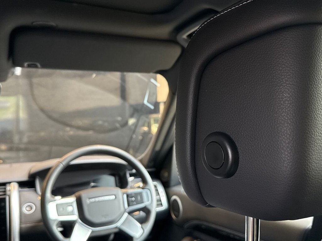 USED 2021 21 LAND ROVER DISCOVERY 3.0 D300 MHEV R-Dynamic SE SUV 5dr Diesel Auto 4WD Euro 6 (s/s) (300 ps) 1 OWNER | LAND ROVER HISTORY