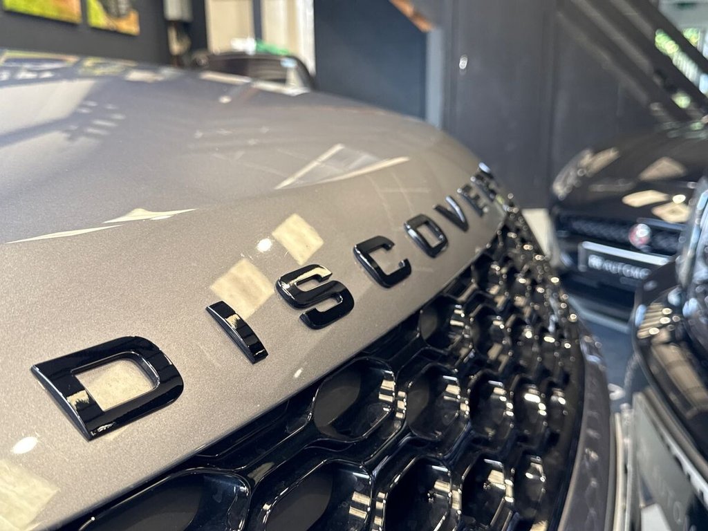 USED 2021 21 LAND ROVER DISCOVERY 3.0 D300 MHEV R-Dynamic SE SUV 5dr Diesel Auto 4WD Euro 6 (s/s) (300 ps) 1 OWNER | LAND ROVER HISTORY