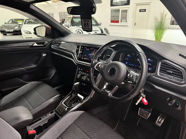 View our VOLKSWAGEN T-ROC