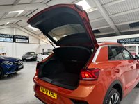 USED 2020 70 VOLKSWAGEN T-ROC 1.5 TSI GPF EVO R-Line SUV 5dr Petrol DSG Euro 6 (s/s) (150 ps) 