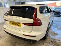 USED 2020 20 VOLVO V60 2.0 T4 Momentum Plus Estate 5dr Petrol Auto Euro 6 (s/s) (190 ps)+1 FORMER KEEPER+2KEYS+FSH+FULL LEATHER SEATS+PRIVACY+MEDIA+APPS 2 KEYS+1 FORMER KEEPER+FSH+NAV+FULL LEATHER SEATS+BLUETOOTH+MEDIA+PRIVACY+APPS+ALLOYS+CLIMATE+CRUISE+HEATED FRONT SEATS+PARKING SENSORS+HPI CLEAR