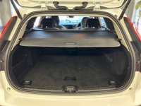 USED 2020 20 VOLVO V60 2.0 T4 Momentum Plus Estate 5dr Petrol Auto Euro 6 (s/s) (190 ps)+1 FORMER KEEPER+2KEYS+FSH+FULL LEATHER SEATS+PRIVACY+MEDIA+APPS 2 KEYS+1 FORMER KEEPER+FSH+NAV+FULL LEATHER SEATS+BLUETOOTH+MEDIA+PRIVACY+APPS+ALLOYS+CLIMATE+CRUISE+HEATED FRONT SEATS+PARKING SENSORS+HPI CLEAR