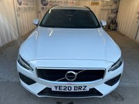 USED 2020 20 VOLVO V60 2.0 T4 Momentum Plus Estate 5dr Petrol Auto Euro 6 (s/s) (190 ps)+1 FORMER KEEPER+2KEYS+FSH+FULL LEATHER SEATS+PRIVACY+MEDIA+APPS 2 KEYS+1 FORMER KEEPER+FSH+NAV+FULL LEATHER SEATS+BLUETOOTH+MEDIA+PRIVACY+APPS+ALLOYS+CLIMATE+CRUISE+HEATED FRONT SEATS+PARKING SENSORS+HPI CLEAR