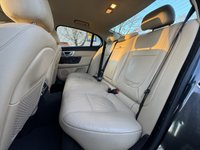 USED 2015 15 JAGUAR XF 2.2d Luxury Saloon 4dr Diesel Auto Euro 5 (s/s) (200 ps) 