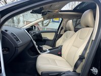 USED 2017 17 VOLVO XC60 2.0 D4 SE Lux Nav SUV 5dr Diesel Auto Euro 6 (s/s) (190 ps) 