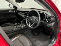 USED 2017 67 ALFA ROMEO GIULIA 2.2 TD Super Saloon 4dr Diesel Auto Euro 6 (s/s) (180 ps) F/S/H, LONG MOT, EXTRA'S